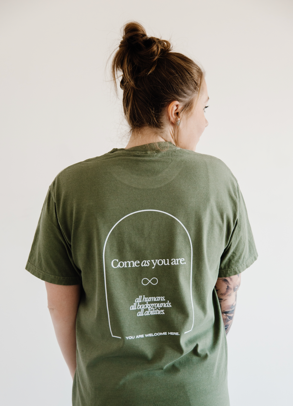 Come as you are - Adult heavy weight t-shirt Green | Indie Learning Co